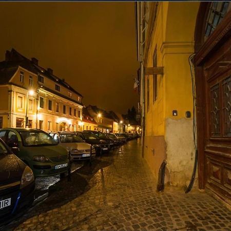 Mary Apartment Old Town Brasov Ngoại thất bức ảnh