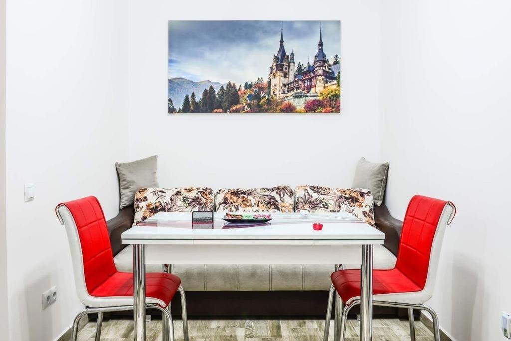 Mary Apartment Old Town Brasov Ngoại thất bức ảnh