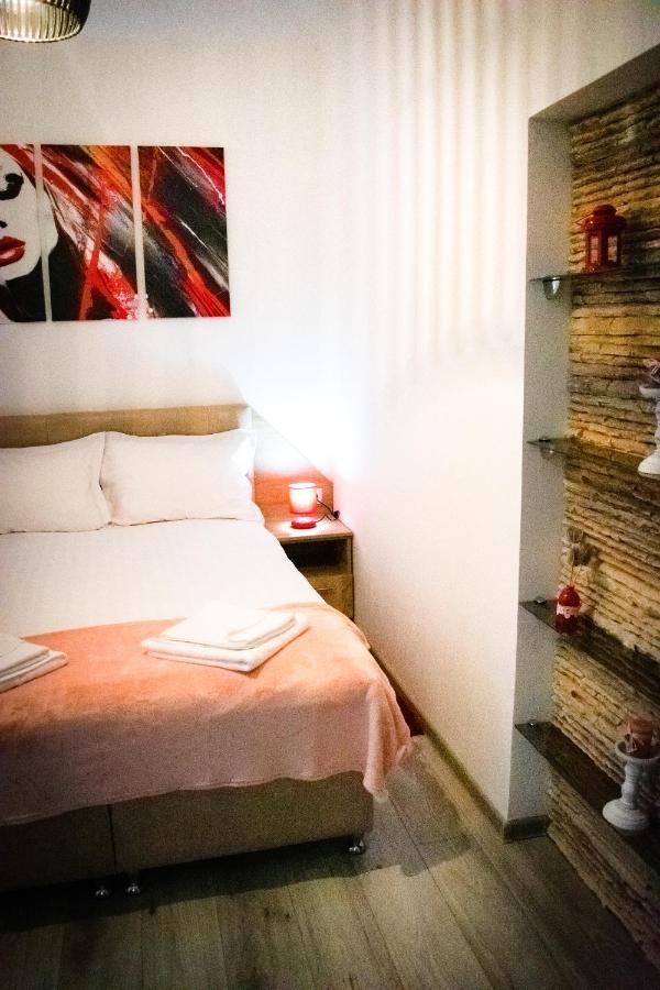 Mary Apartment Old Town Brasov Ngoại thất bức ảnh